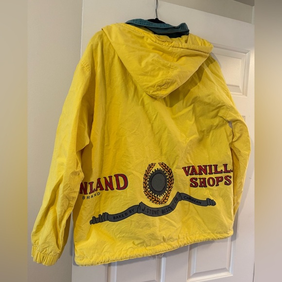 Women's Yellow Raincoat with Hood - Picture 6 of 8